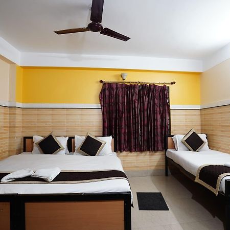 Tirupati Lodge Njp Siliguri Εξωτερικό φωτογραφία