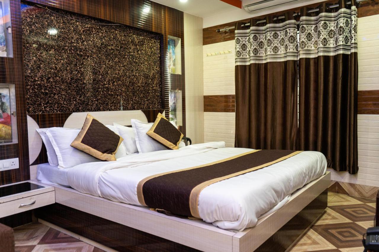Tirupati Lodge Njp Siliguri Εξωτερικό φωτογραφία