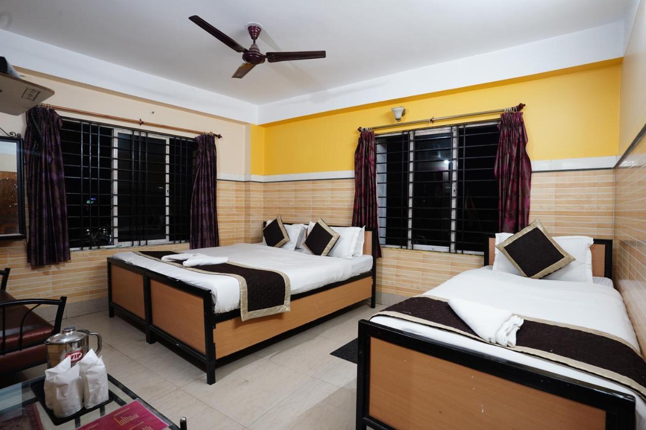 Tirupati Lodge Njp Siliguri Εξωτερικό φωτογραφία