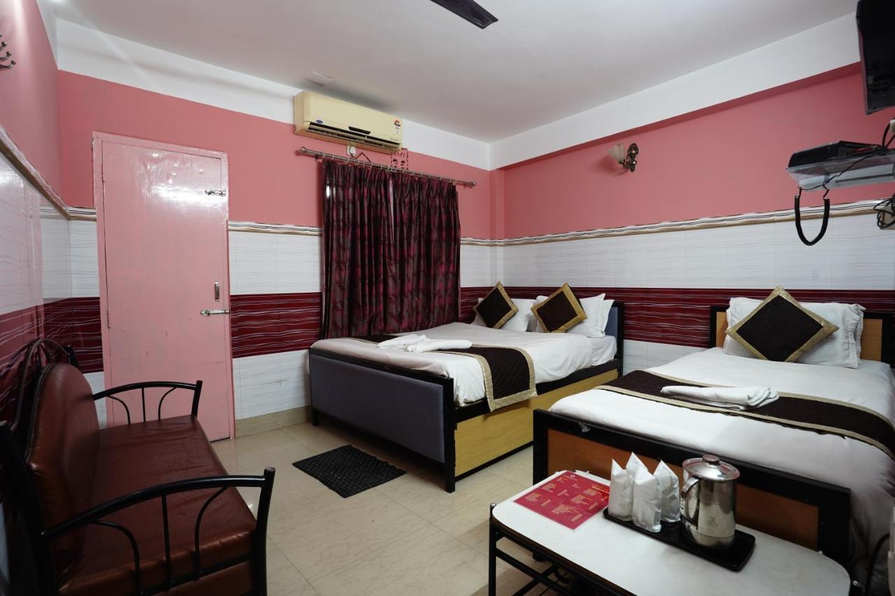 Tirupati Lodge Njp Siliguri Εξωτερικό φωτογραφία