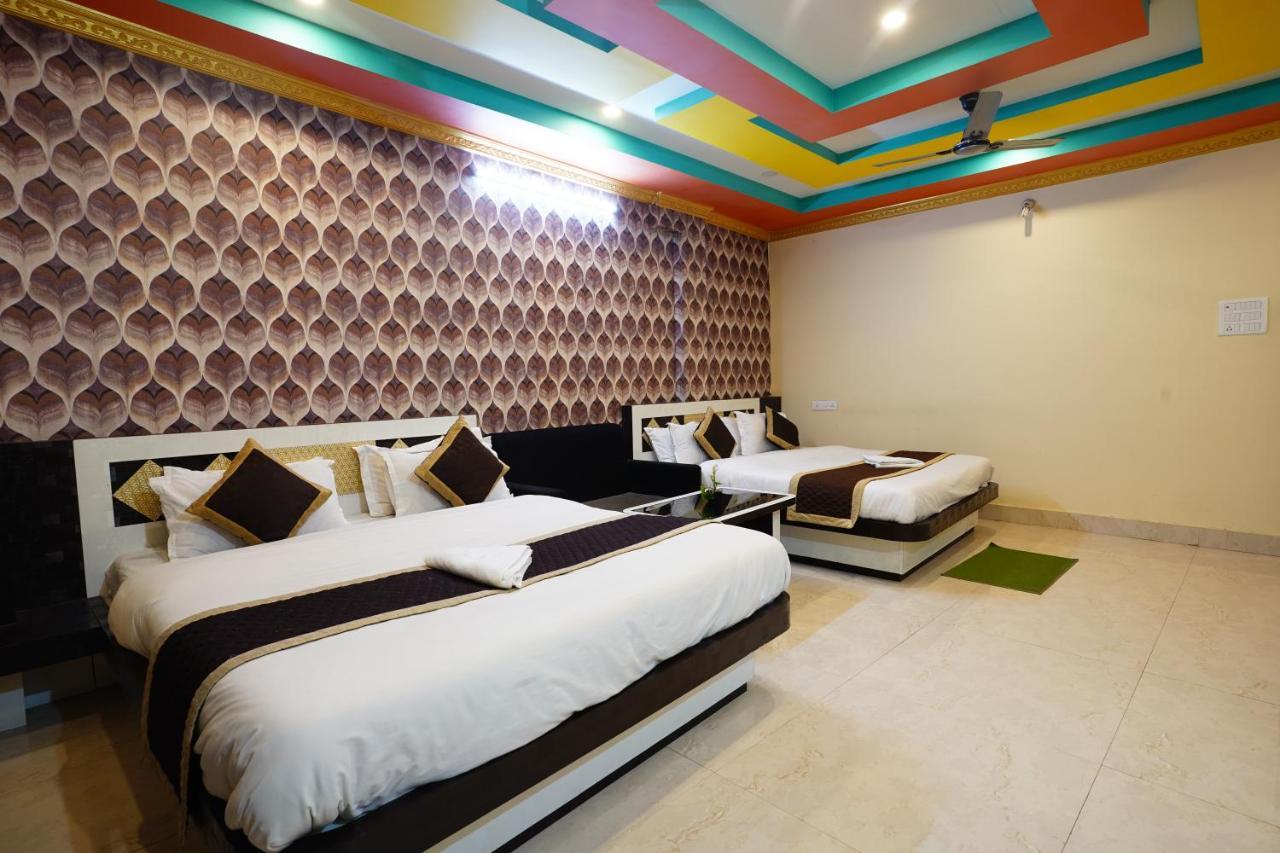 Tirupati Lodge Njp Siliguri Εξωτερικό φωτογραφία
