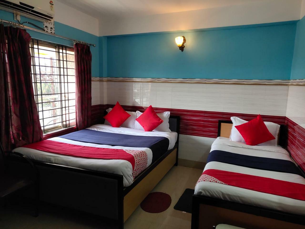 Tirupati Lodge Njp Siliguri Εξωτερικό φωτογραφία