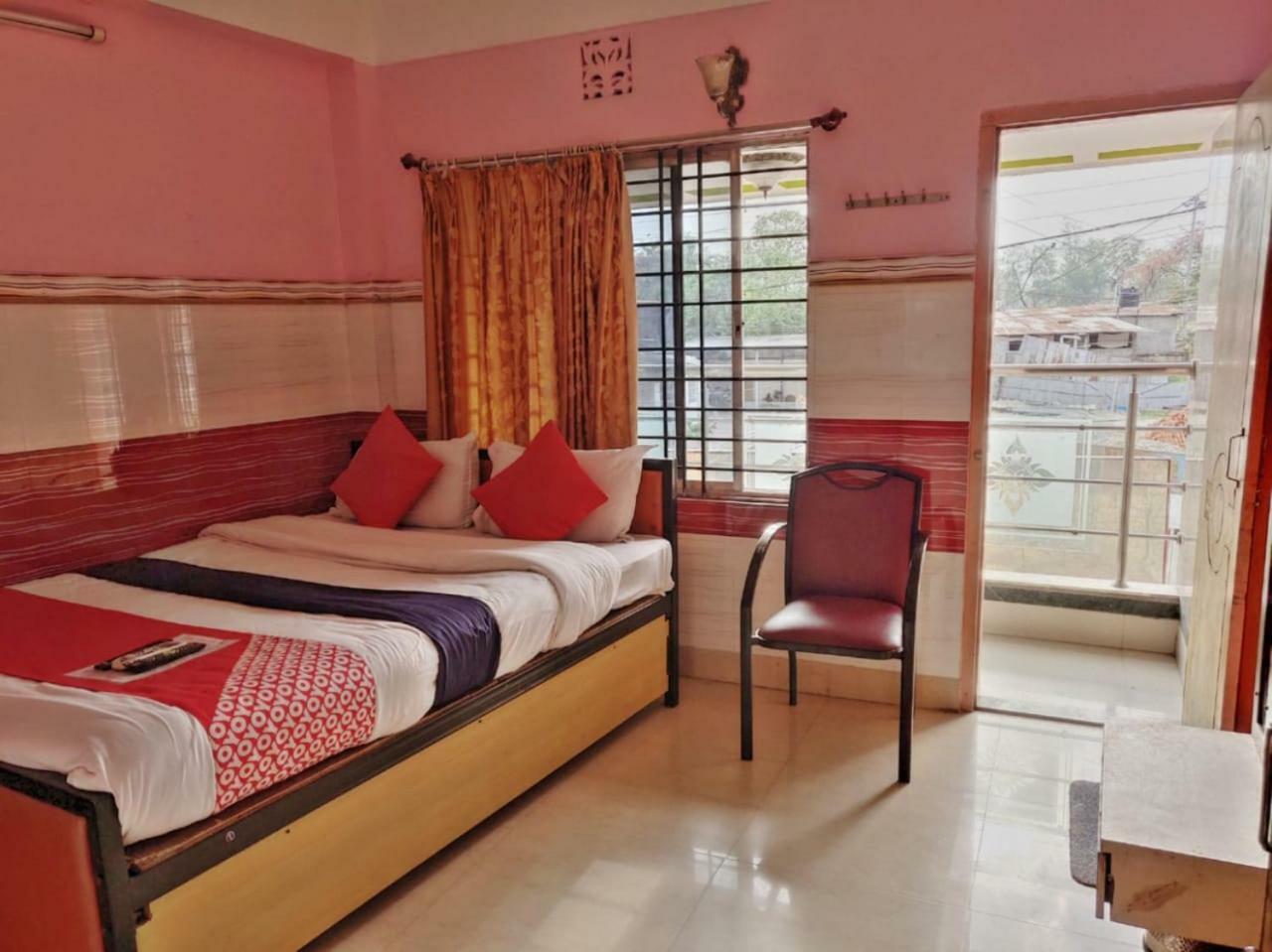 Tirupati Lodge Njp Siliguri Εξωτερικό φωτογραφία