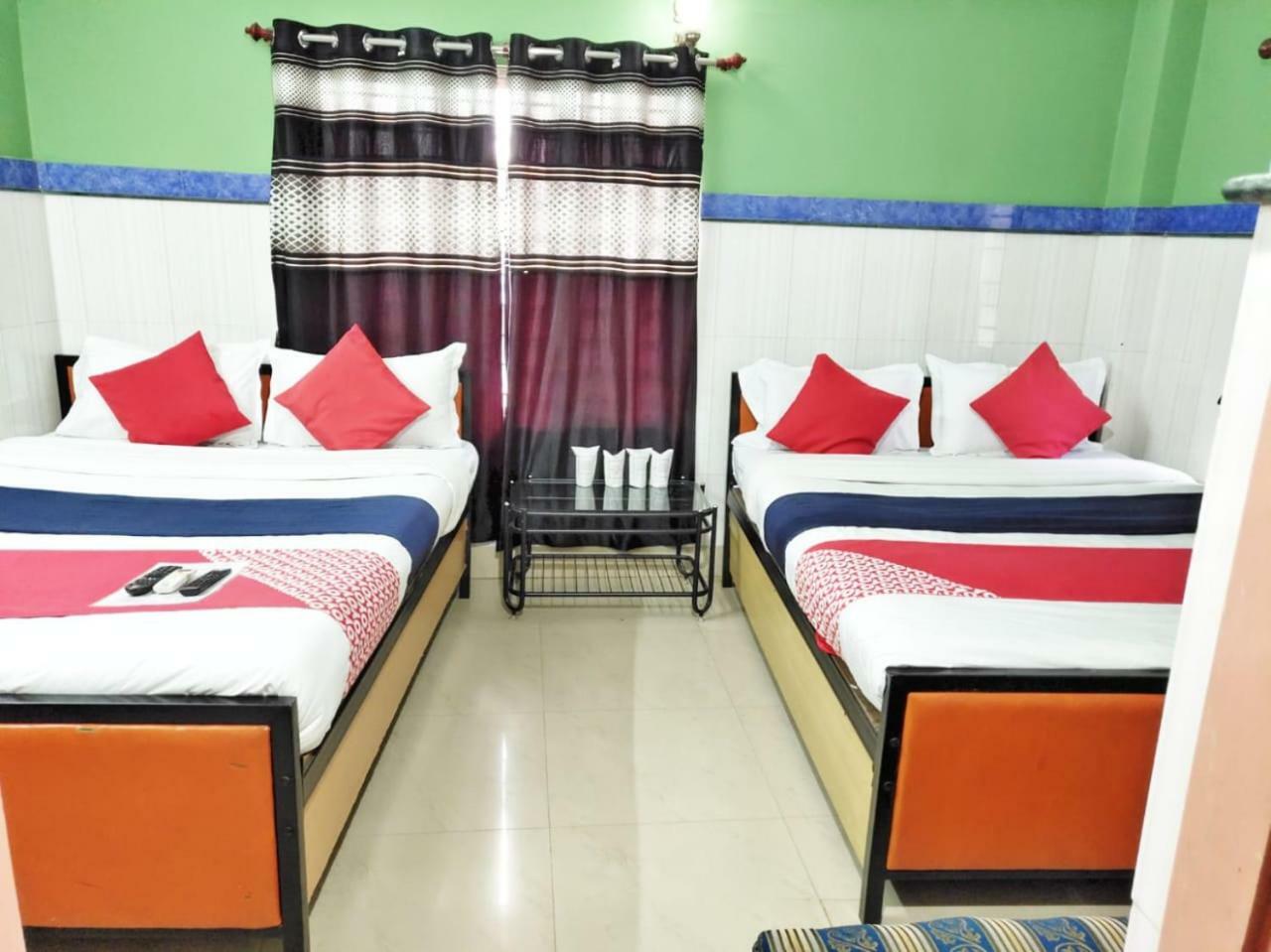 Tirupati Lodge Njp Siliguri Εξωτερικό φωτογραφία