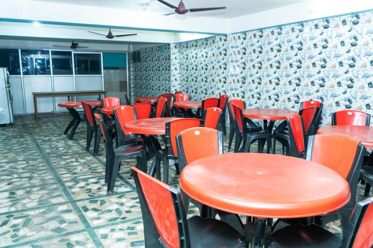 Tirupati Lodge Njp Siliguri Εξωτερικό φωτογραφία