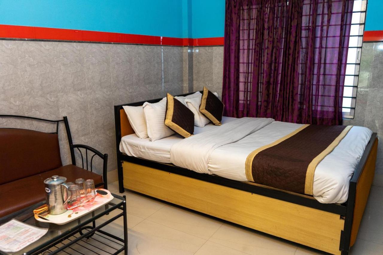 Tirupati Lodge Njp Siliguri Εξωτερικό φωτογραφία