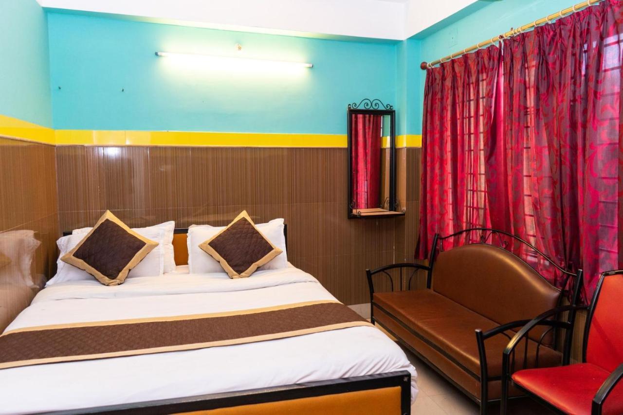 Tirupati Lodge Njp Siliguri Εξωτερικό φωτογραφία
